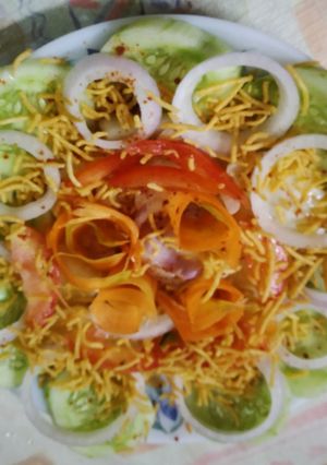 A picture of Salad chat.