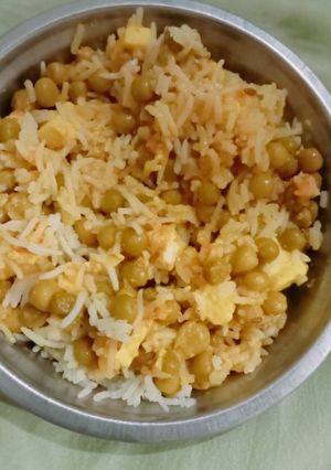 छोले चावल (chole chawal recipe in Hindi) रेसिपी मुख्य फोटो