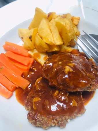 Langkah Mudah untuk Menyiapkan Resep Bistik daging sapi simpel yang Bisa Manjain Lidah