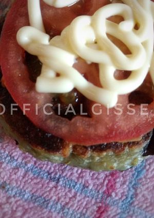 Una foto de Hamburguesas de berenjenas con arroz
