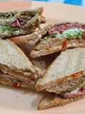 سندويش التوست بالدجاج واللانشون 🥪🤩