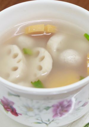 Hình của món Canh mọc củ sen.