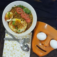 A picture of Spicy maggi.