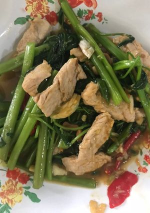 รูปของ ผักบุ้งไฟแดงหมูสด
