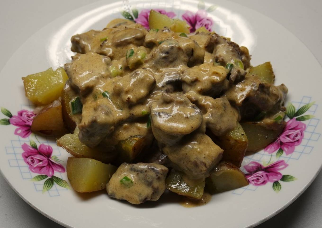 Beef Stroganoff over Sautéed Potatoes