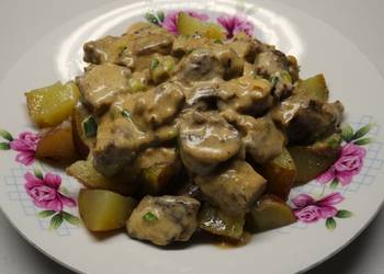New Recipe Beef Stroganoff over Sauted Potatoes Delicious Simple New Recipe Beef Stroganoff over Sauted Potatoes Delicious Simple