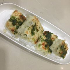 A picture of Rava dhokla.