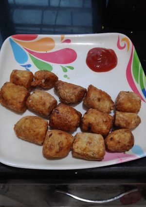 A picture of Frozen garlic potato bites.