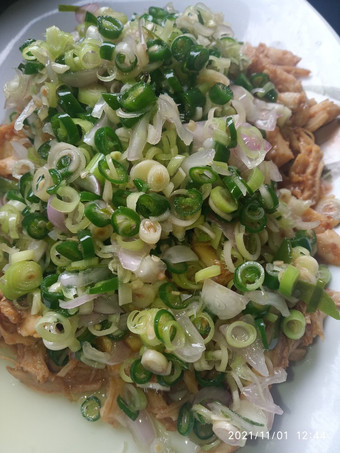 Resep Ayam Suwir Sambal Matah by DapurKobe Wajib Dicoba