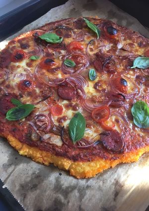 Polenta pizza (gluténmentes) recept fotója