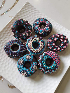 A picture of Baked Chocolate Donuts.