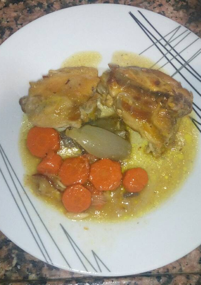 Una foto de Pollo al hortelano