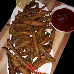A picture of India crispy okra.