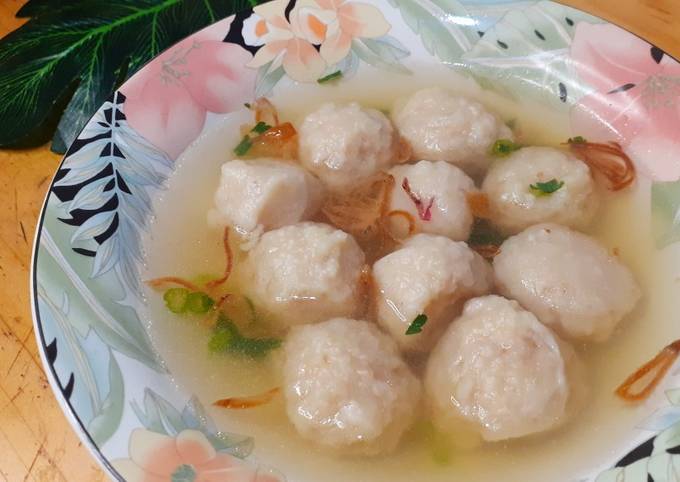 Resep Bakso Ayam Kenyal Kuah Seger Oleh Septiana Retno Lestari Cookpad