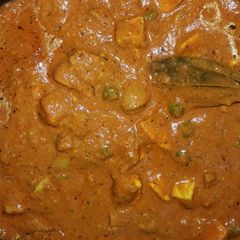 A picture of Mashrum Khoya Paneer.