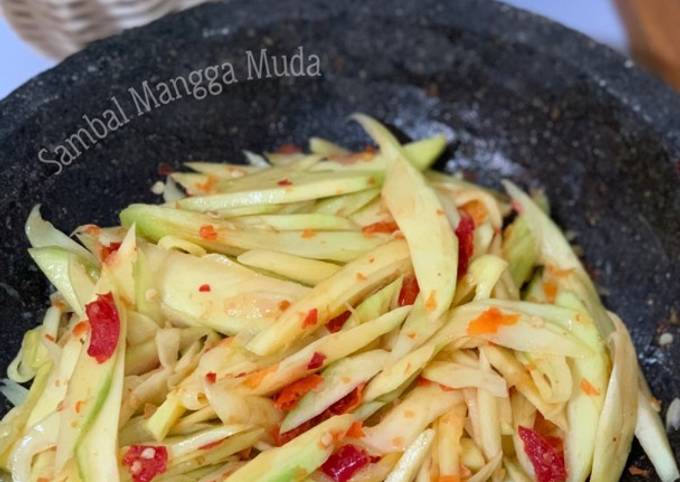 Resep Sambal Mangga Muda Oleh Mitha Angelya Malik - Cookpad