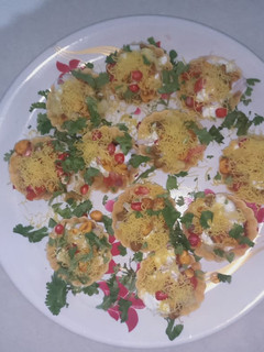 બાસ્કેટ ચાટ (Basket Chaat Recipe In Gujarati) રેસીપી મુખ્ય ફોટો