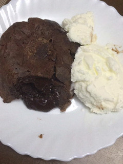 A picture of Molten lava cake.
