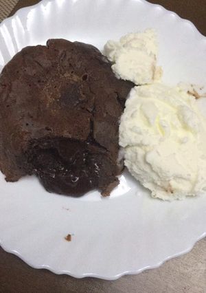 A picture of Molten lava cake.
