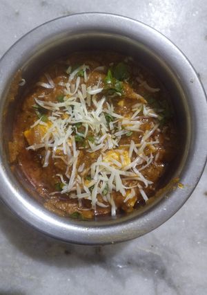 બટર પનીર મસાલા વીથ ચીઝ (Butter Paneer Masala With Cheese Recipe In Gujarati) રેસીપી મુખ્ય ફોટો