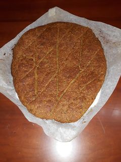 Una foto de Falsa chapata con verduras y semillas. Pan saludable