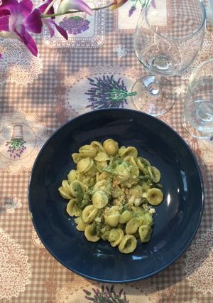 Foto di Orecchiette al pesto con fagiolini e patate