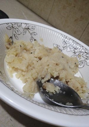 A picture of Suji ka Halwa.