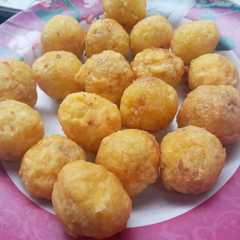 รูปของ Jemblem (Bola" singkong) Simple✓