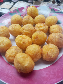 Foto resep Jemblem (Bola" singkong) Simple✓