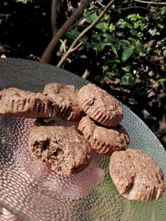 Una foto de Muffins de manzana y algarroba fitness, saludables y helthy!