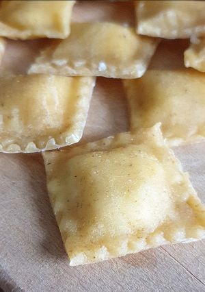 Une photo de Raviolis chèvre miel