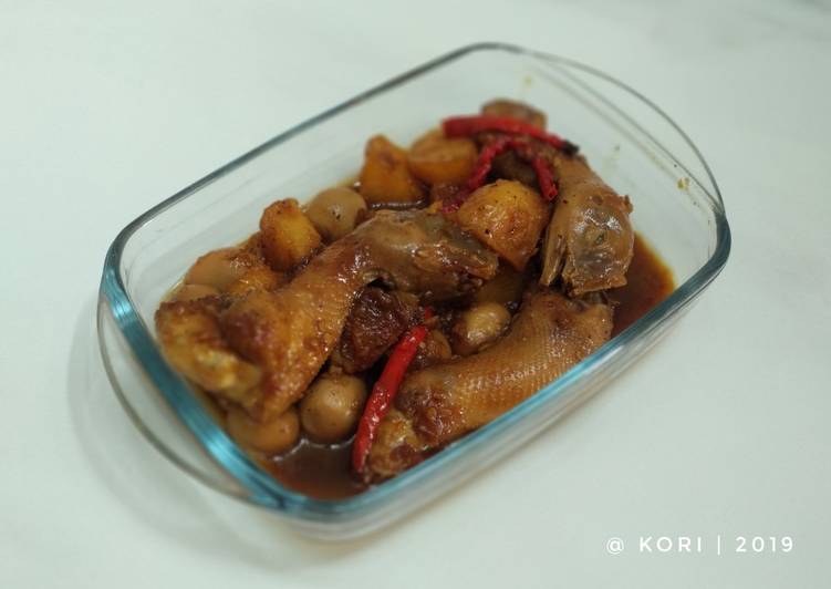 Semur Ayam & Kentang