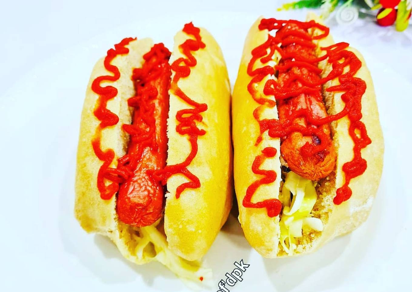 Hot dog buns