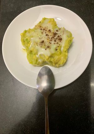 Hình của món Bơ dầm chuối.