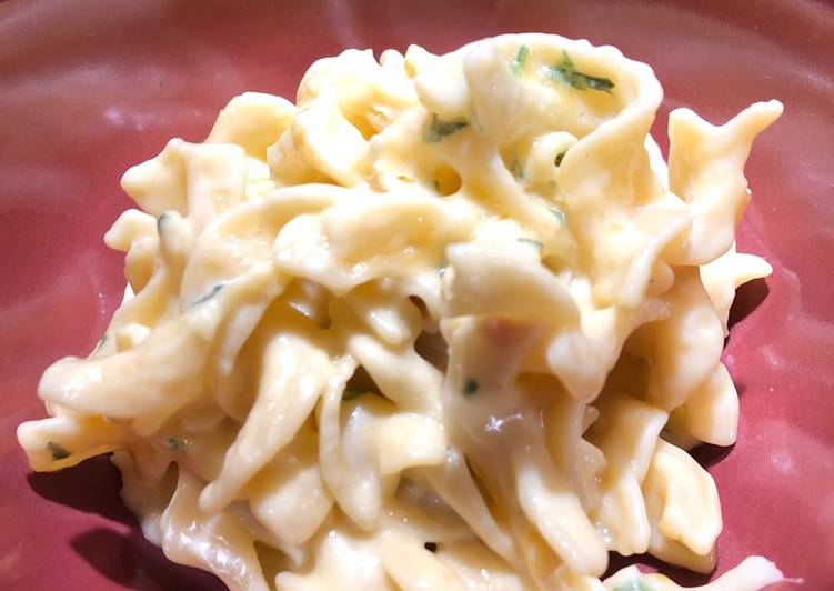 Simple Way to Make Super Quick Homemade Cheesy Buttered Egg Noodles