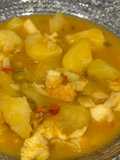 Patatas Guisadas con Choco y Langostinos