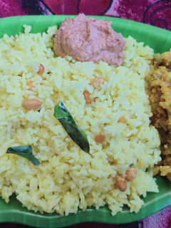 மா இஞ்சி எலுமிச்சை சாதம் (Maa inji elumichai satham recipe in tamil) செய்முறை முக்கிய புகைப்படம்
