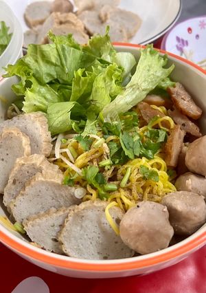 รูปของ บะหมี่แห้งใส่หมูปิ้ง