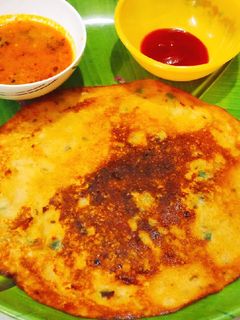 कैरी-पुदीने थालीपीठ (चिल्ला) (Kairi Pudina Thalipeeth Recipe In Marathi) रेसिपी चे मुख्य फोटो