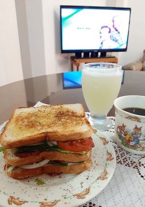 Una foto de Panini triple 🥪