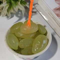A picture of Manisan Kolang Kaling Matcha.