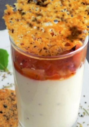 Une photo de Panna cotta au parmesan