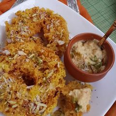 A picture of Rajasthani ghewar.
