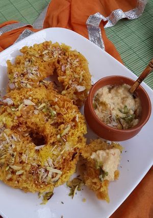 A picture of Rajasthani ghewar.