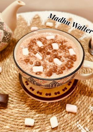 इटैलियन थीक हॉट चॉकलेट (Italian Thick Hot Chocolate) रेसिपी मुख्य फोटो