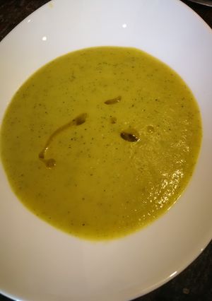 Una foto de Crema de calabacín en robot