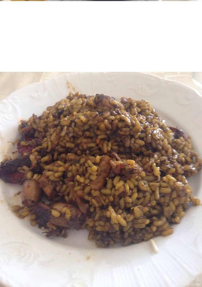 Una foto de Arroz con rape y puntillitas