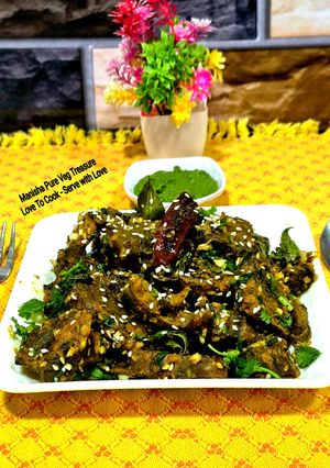 A picture of Gujarati RasPatra / PaaniPatra - A Delicious & Nutritious Evening Snack Made From Colocasia Leaves.