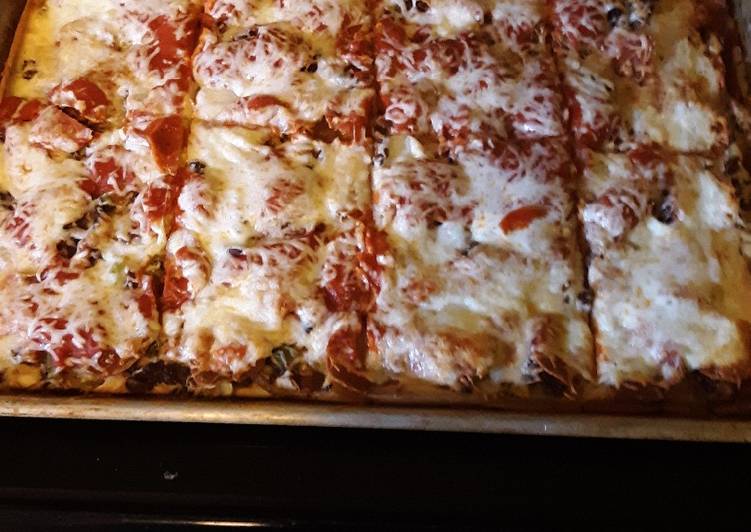 Recipe of Ultimate Batter Crust Pizza