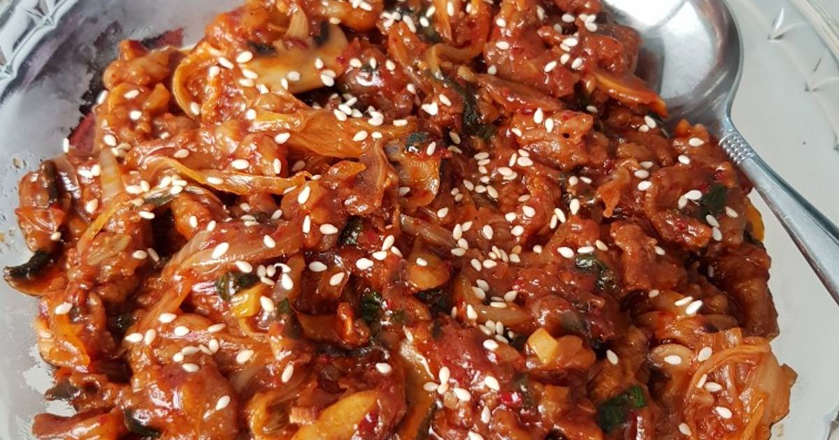 Resep Beef Kimchi Stirfry oleh ViLLinda Cookpad